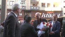 AK Parti Genel Başkanvekili Kurtulmuş, Büyükşehir ve Ortahisar Belediyesini Ziyaret Etti