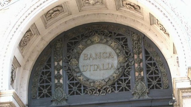 Банк Италии предупреждает о рецессии