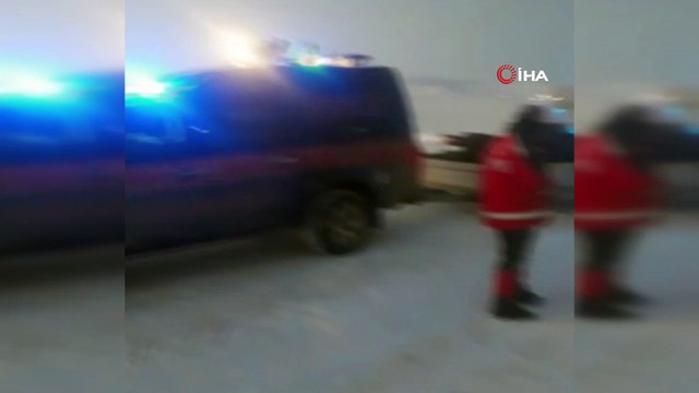 Kar nedeniyle yolları kapanan köylerde mahsur kalan hastalar 6 saatlik çalışmayla hastaneye yetiştirildi