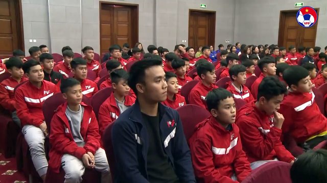 Chủ tịch VFF ông Lê Khánh Hải mong PVF sẽ đào tạo thêm nhiều tài năng trẻ hơn nữa cho BĐVN