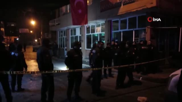 İzmir'de Sokak Ortasında Kadın Cinayeti