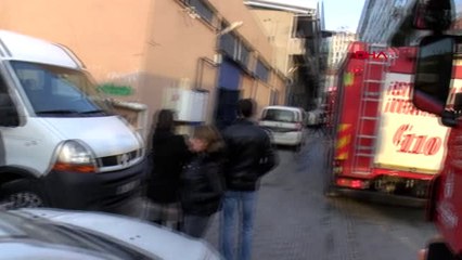 Bağcılar'da Ayakkabı İmalathanesinde Yangın