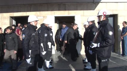 Vefat Eden Polis Memuru Meslektaşları Tarafından Memleketine Uğurlandı