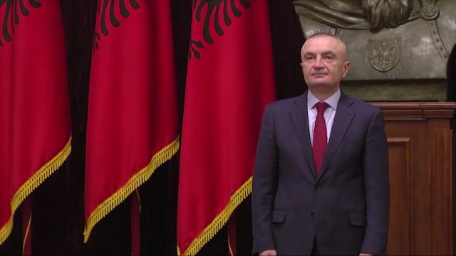 Ministrat e rinj betohen para Metes