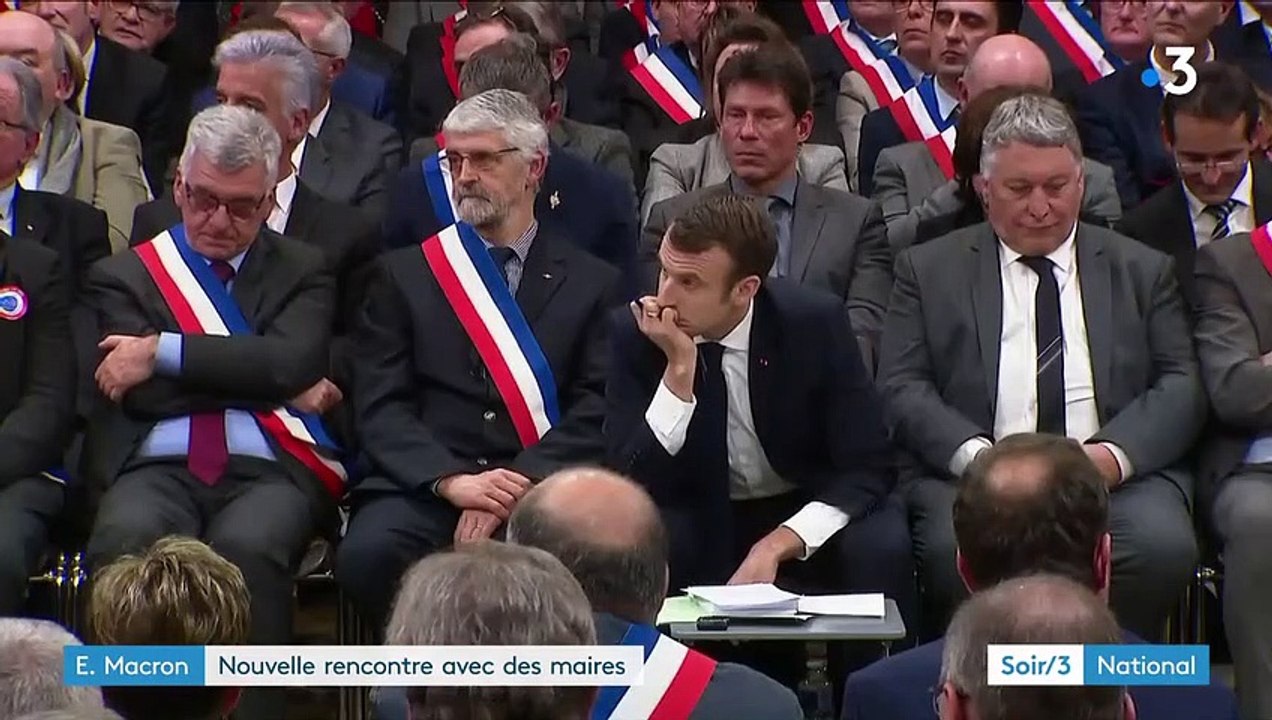 Emmanuel Macron : nouvelle rencontre avec des maires dans le cadre du grand débat national