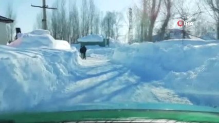 Köy Yolu Açıldı, Çocuklar Bugün Karne Aldı