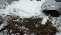 Kastamonu'da Trafik Kazası! Siste Kontrolden Çıkan Otomobil Tarlaya Uçtu: 3 yaral