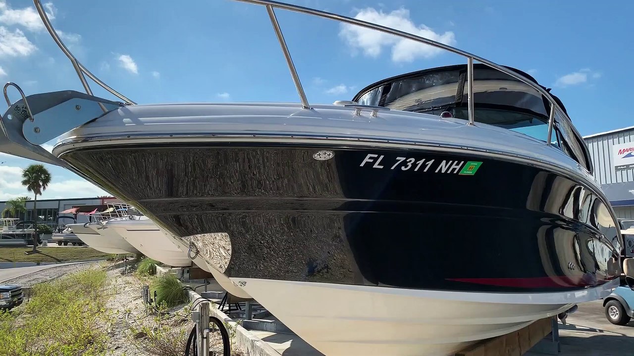 2006 Sea Ray 290 Sun Sport brokerage offered by MarineMax Venice, Fl.