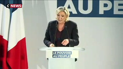 Marine le Pen compare Emmanuel Macron à Fidel Castro