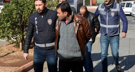 Park Halindeki Araçlardan Akü Çalan Hırsızdan Pişkin Sözler: Çek Kardeşim Yakışıklı Olsun