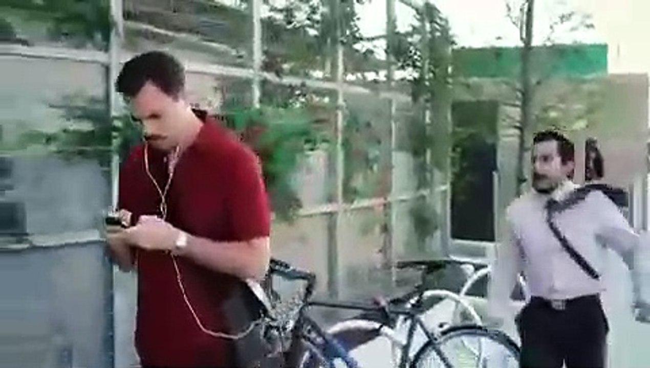 How to keep yourself alive in a terror situation