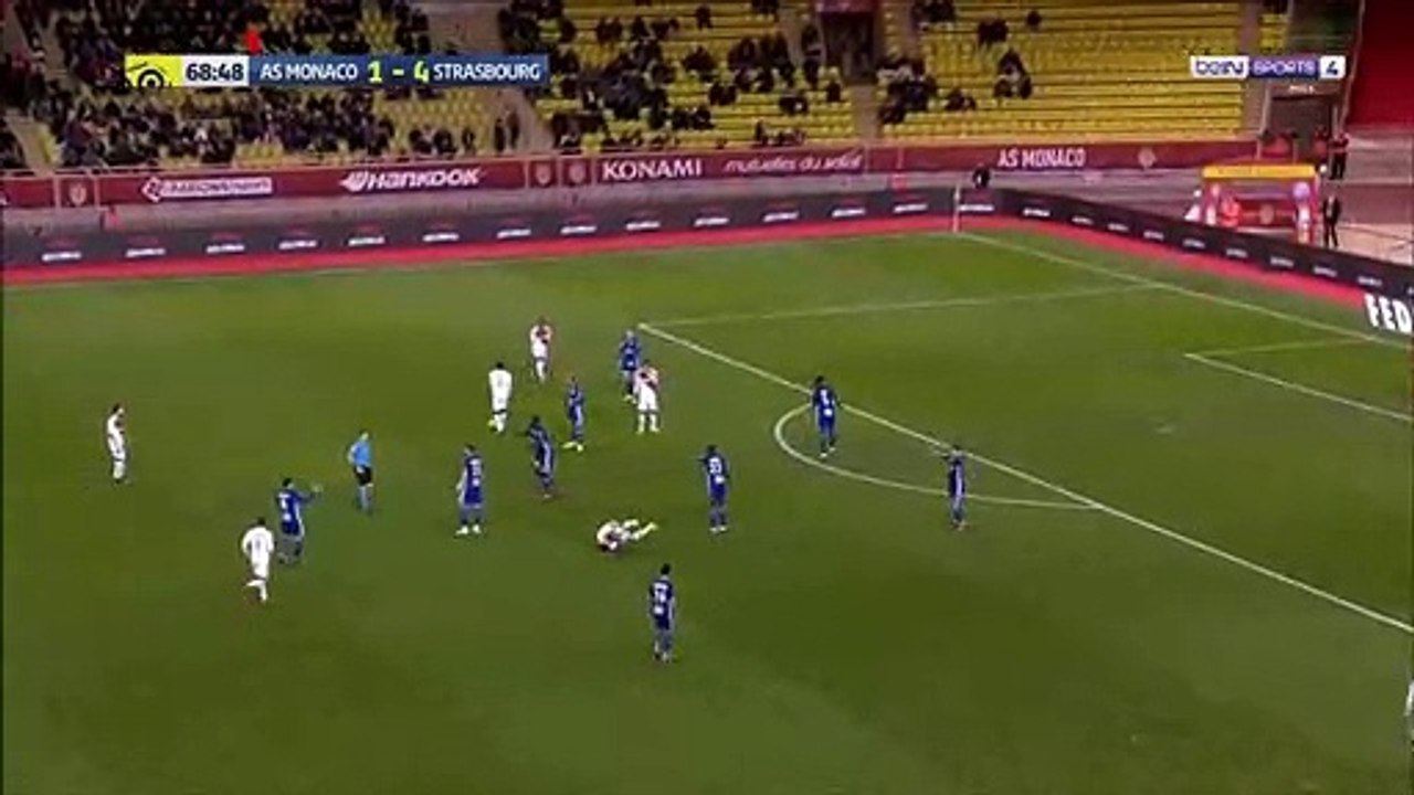 Stefan Mitrovic straight red card against Monaco
