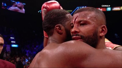 Soirée Boxe - Las Vegas : Incroyables images de la coupure de Badou Jack