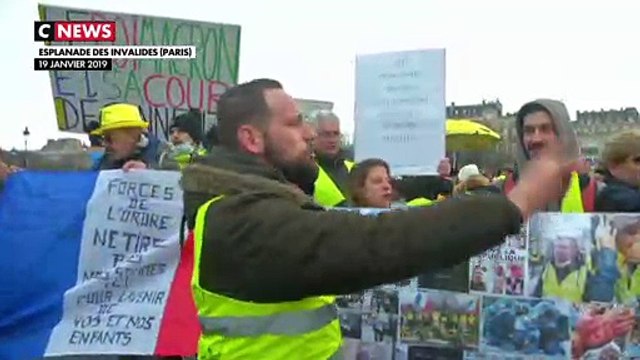 Gilets jaunes : manifestation calme dans l'ensemble à Paris