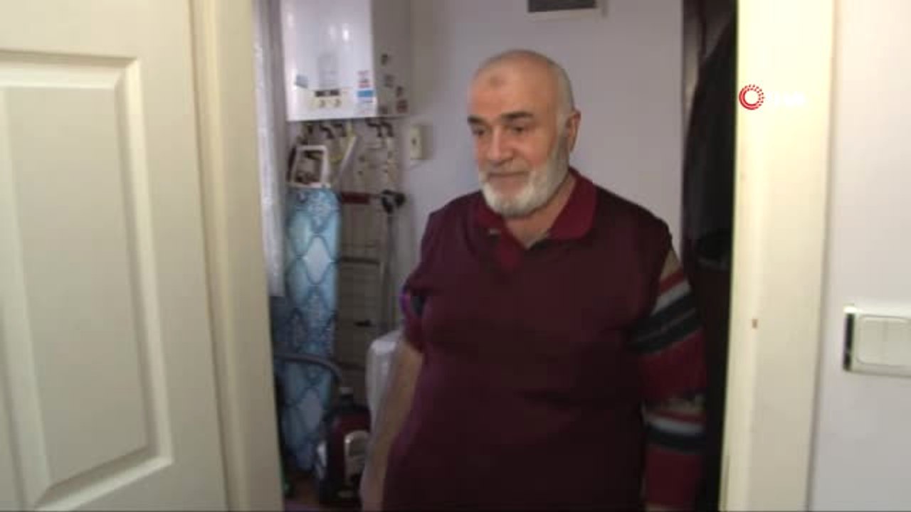 Zeytin Dalı Harekatı'nda Şehit Düşen Fatih Mehmethan'ın Baba Evinde Türk Bayrağı Dalgalanıyor