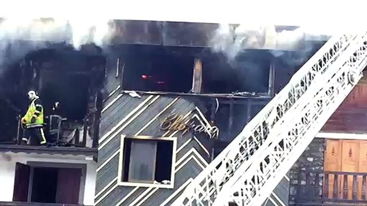 2 morts dans un incendie à Courchevel : les pompiers toujours sur place ce dimanche matin (2)