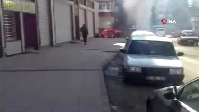 Seyir Halindeyken Bir Anda Alev Alan Araç Kullanılamaz Hale Geldi