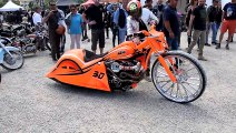 Moto HARLEY DAVIDSON sur la plage de COGOLIN