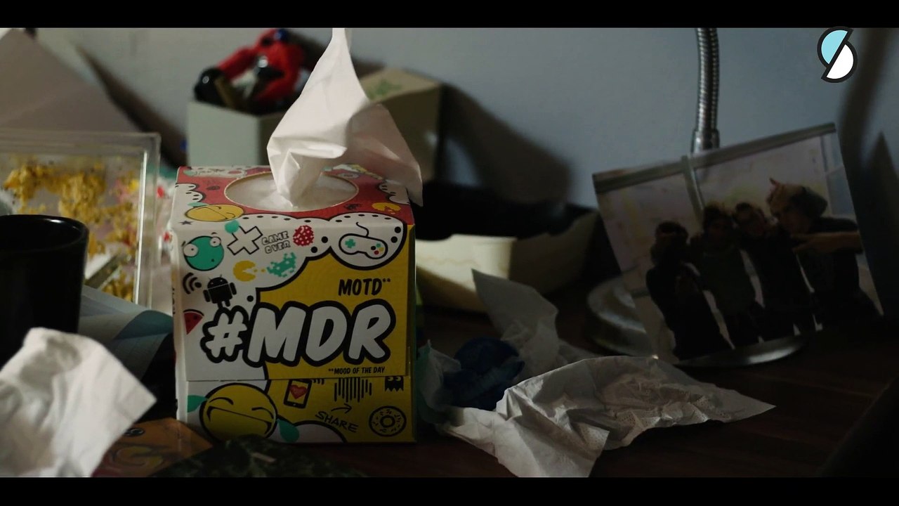 SKAM FRANCE EP1 S3 - Dimanche 11h27 - Petite gaule du matin