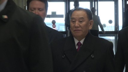 '귀국길' 北 김영철, 베이징 도착...화요일에 평양 갈 듯 / YTN