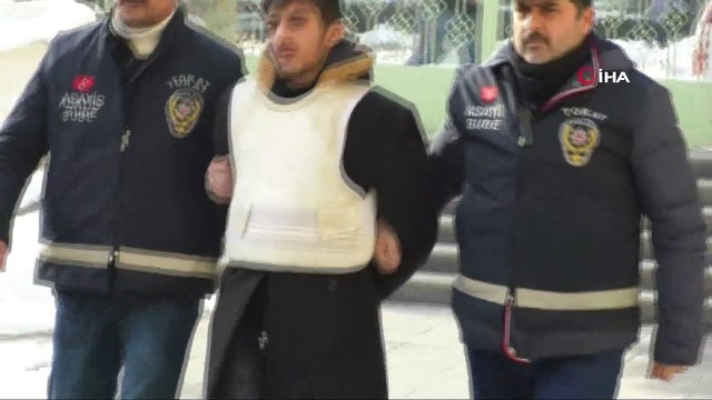 Kardeş katili zanlı adliyede