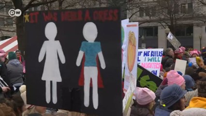 Kadınlardan Trump yönetimine karşı yürüyüş