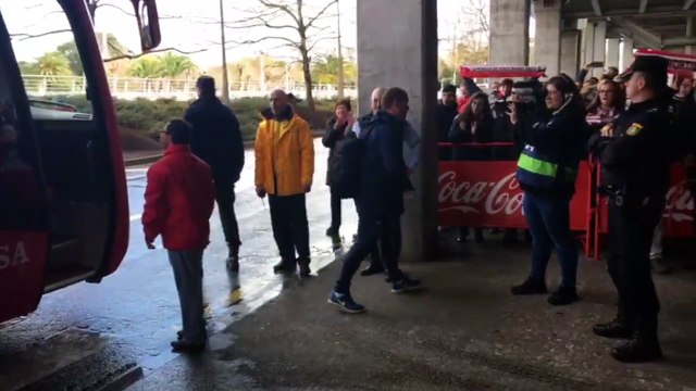 Sporting-Alcorcón: Llegada del Sporting a El Molinón