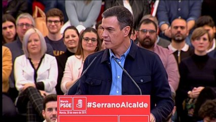 Sánchez sitúa al PSOE en la moderación frente a una derecha "decadente"