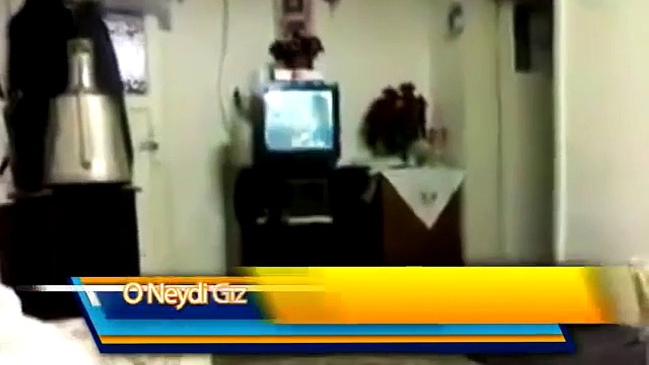 O Neydi Gız - Çaydanlık Şakası