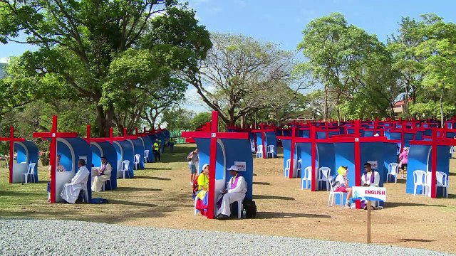 JMJ: Peregrinos piden perdón en confesionarios hechos por presos