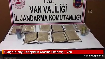 Uyuşturucuyu Kitapların Arasına Gizlemiş - Van