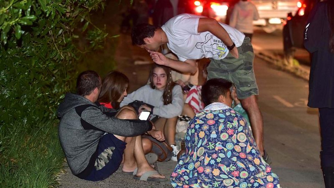 Ein starkes Erdbeben hat die Küste Chiles erschüttert