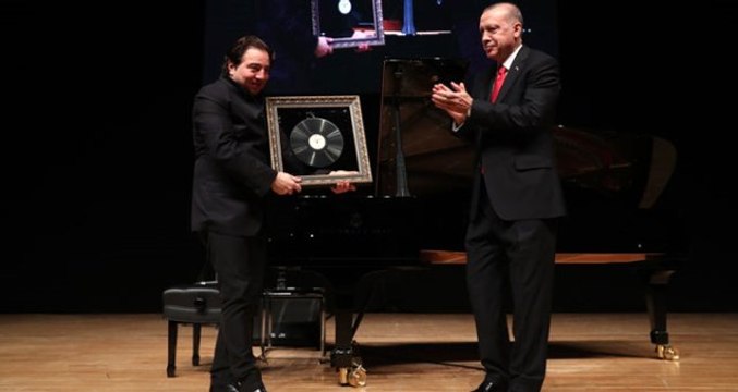 Erdoğan'ın Fazıl Say Konserine Katılmasına CHP'den İlk Yorum Geldi