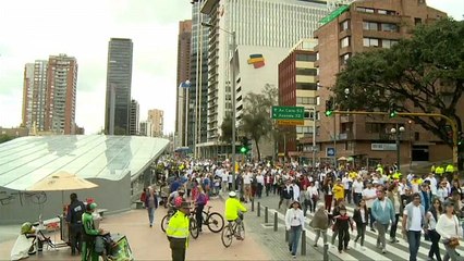 Kolumbien: Tausende Menschen protestieren gegen Terrorismus
