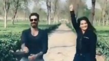 Sunny Leone shakes leg with Daniel Weber on Ranveer Singh's Aankh Marey; Watch video | FilmiBeat