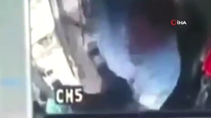 Ohio)- Şoföre Saldırdı, Dayak Yedi