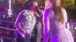 Ex-The Voices Edson Carlos e Mariana Coelho curtem e cantam com Ivete Sangalo durante show, em Guarapari