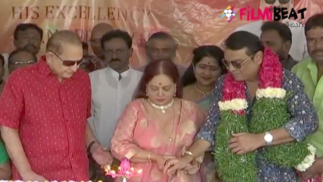 Actor Naresh Birthday Celebrations 2019 | Super Star Krishna | Vijaya Nirmala | Filmibeat Telugu