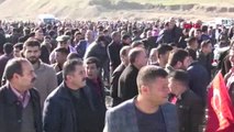 Şanlıurfa Ceylanpınar'da Menderes Atilla'yı Binlerce Kişi Karşıladı