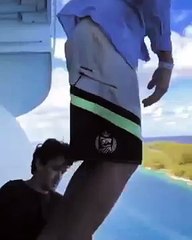 Un fou saute du 11e étage d'un paquebot (Bahamas)