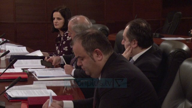 U përplasën me Arta Markun, KLP rikthen dy prokurorë - News, Lajme - Vizion Plus