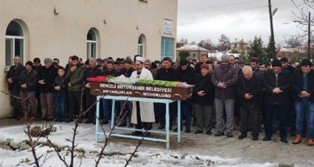 Okul Harçlığını Çıkarmak İçin İşe Giden Kız Çocuğu Minibüsün Altında Can Verdi