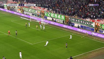 Turquie : Soldado débloque son compteur d'un superbe retourné