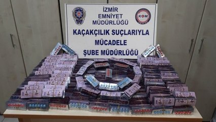 İzmir'de 17 Bin 400 Adet Cinsellik İlacı Ele Geçirildi
