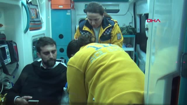 Zonguldak Tır'a Arkadan Çarpan Otomobilin Sürücüsü Yaralandı