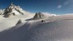 Un skieur hors piste déclenche une énorme avalanche!