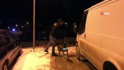 Van'da 41 kilo eroin ile 10 bin euro ele geçirildi