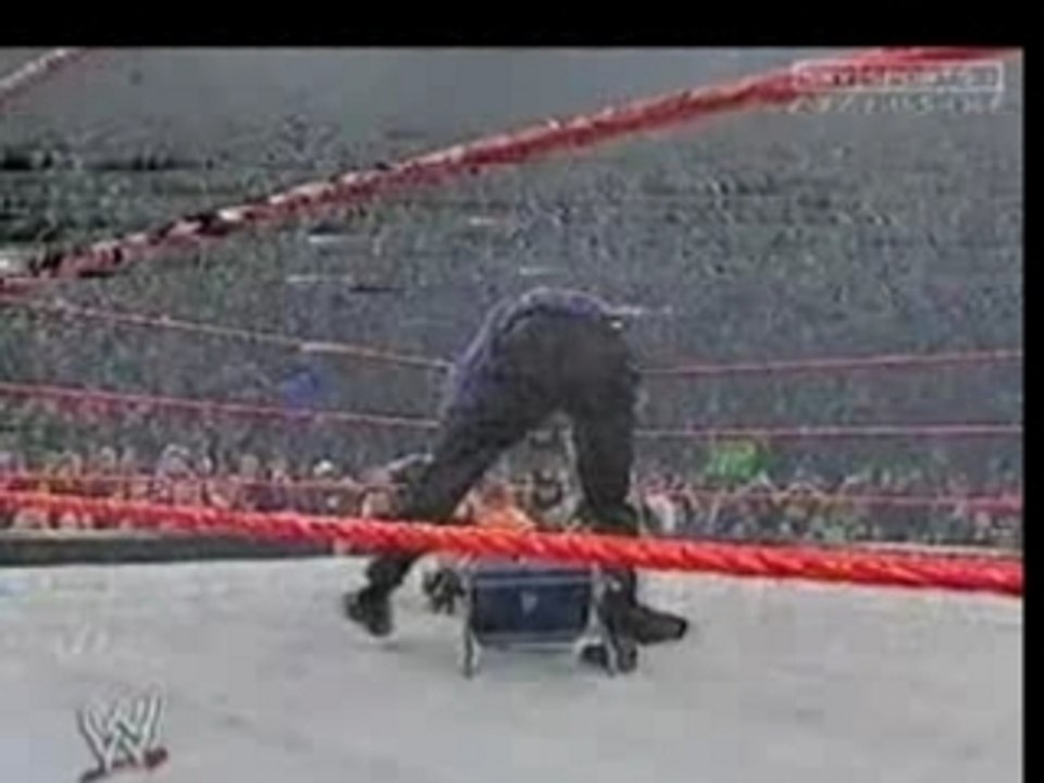Goldberg Overcomes Triple H