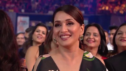 SRK fun with Ranveer Singh and | Manushi chhillar Miss world | Aweosme funny fight between them .