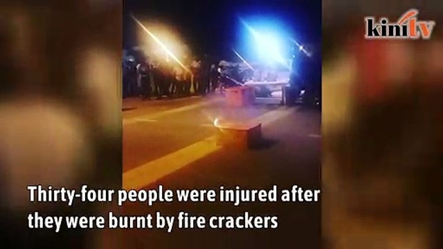 34 injured by fire crackers in Batu Caves